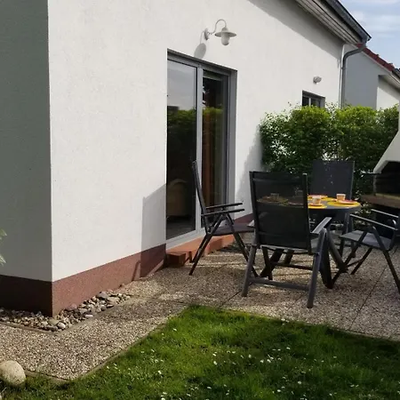 Leuchtturmstrasse Haus 12, Nur 150 M Vom Entfernt Appartement